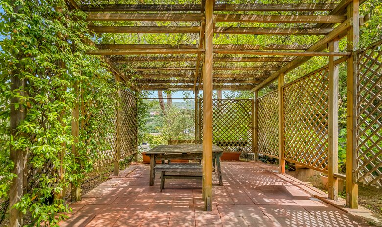 Refined Coastal Retreat with Panoramic Views - Moneglia, Italy