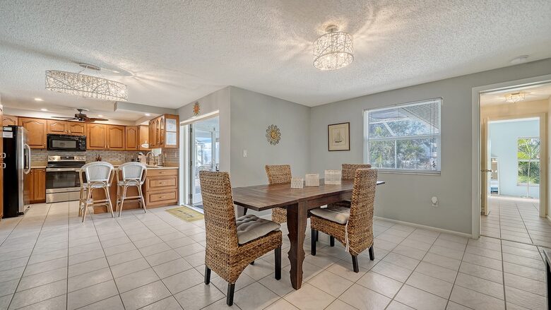 Spacious Sarasota Escape near Siesta Beach - Sarasota, Florida