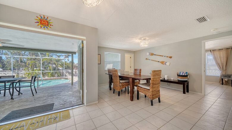 Spacious Sarasota Escape near Siesta Beach - Sarasota, Florida