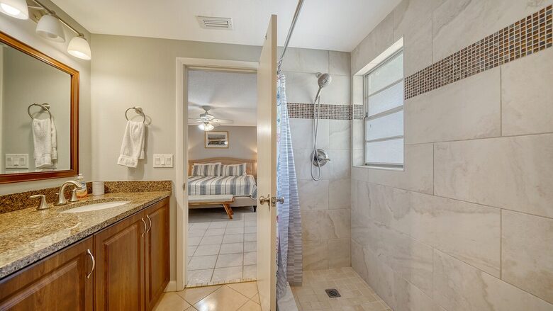 Spacious Sarasota Escape near Siesta Beach - Sarasota, Florida