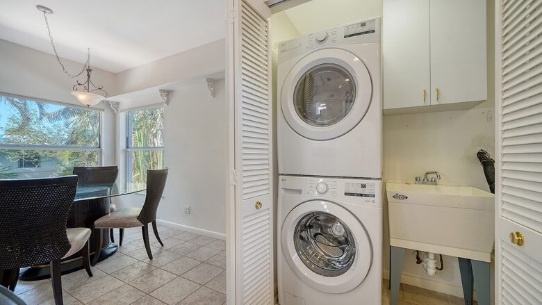 Spacious Sarasota Escape near Siesta Beach - Sarasota, Florida