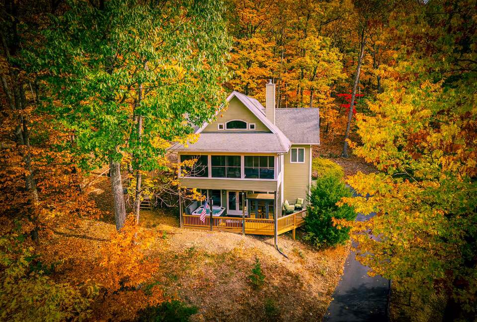 Wellness & Adventure Retreat with Scenic Views - Massanutten, Virginia