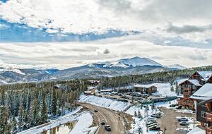 Grand Colorado on Peak 8 | 2-Bedroom Getaway in Breckenridge - Breckenridge, Colorado