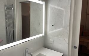 Refined Living with Riviera Views - Saint-Cézaire-sur-Siagne, France