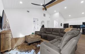 Perfect Lakehouse Getaway on Lake LBJ - Horseshoe Bay/Kingsland - Kingsland, Texas