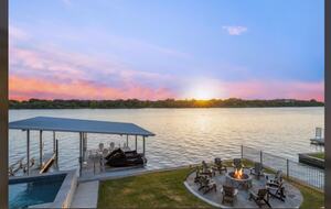 Perfect Lakehouse Getaway on Lake LBJ - Horseshoe Bay/Kingsland - Kingsland, Texas