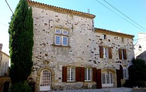 Charming Stone House with Pool - Pouzilhac, France