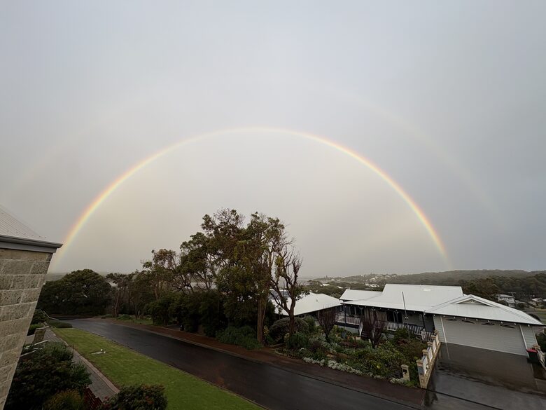 Augusta River & Ocean View Retreat with Lush Courtyards - Augusta, Australia