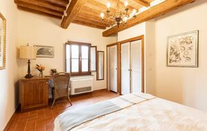 Villa San Lorenzo Umbrian Estate - Castiglione Del Lago, Italy