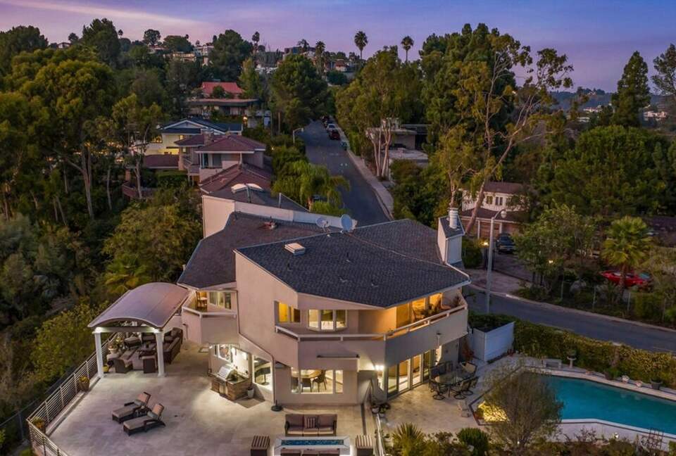 Hillside Luxe Retreat Above Sunset - Los Angeles, California