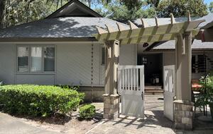 Coastal Comfort in a Gated Community - Hilton Head Island, South Carolina