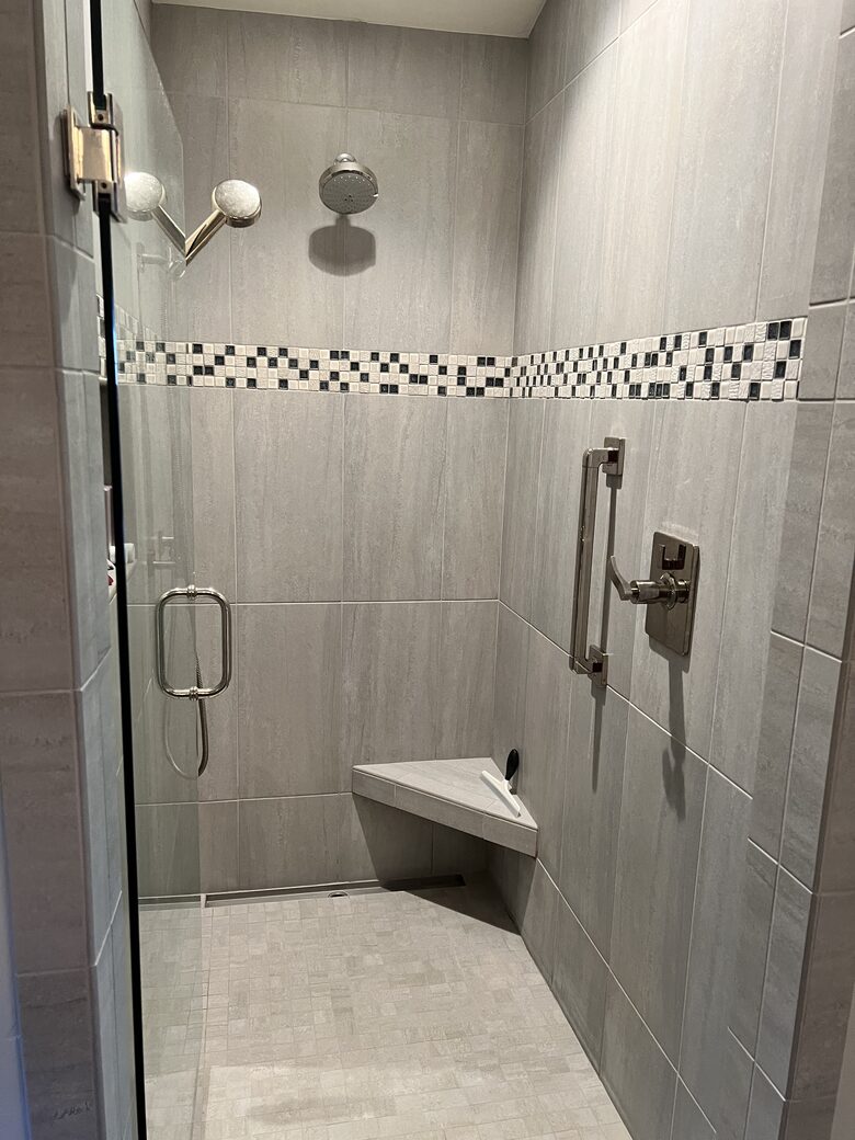 Primary shower