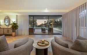 Exclusive Cotton Tree Waterfront Retreat with Resort Amenities - Maroochydore, Australia