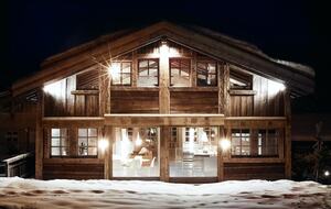Alpine Elegance | A Sophisticated Megève Retreat - Megève, France