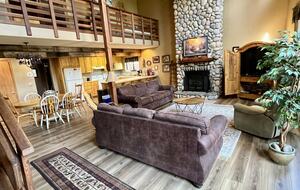 Bass Lake Escape | A Cozy Retreat Near Yosemite - Bass Lake, California