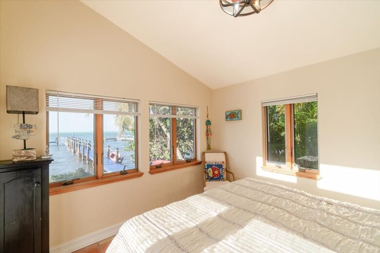 Coastal Comfort on Open Water - Marathon, Florida