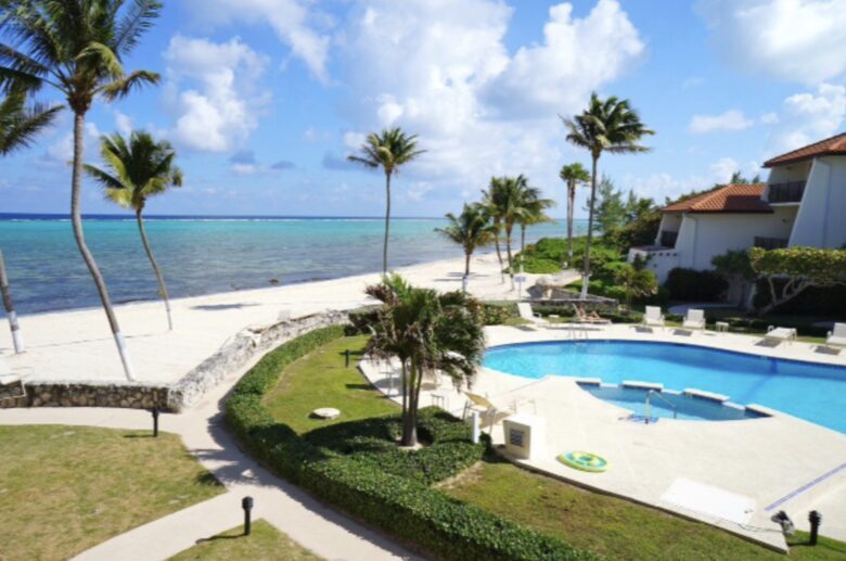Seaside Escape on Grand Cayman’s Shoreline - West Bay, Cayman Islands
