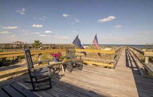 Creek and Coast Retreat with Breathtaking Views - Pawleys Island, South Carolina