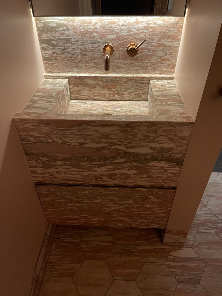 Powder room