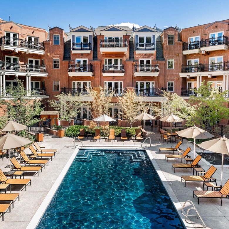 Aspen Living Steps from the Gondola - Aspen, Colorado