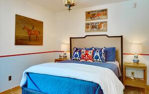 A Charming 1930s Spanish Hideaway near downtown Palm Springs - Palm Springs, California