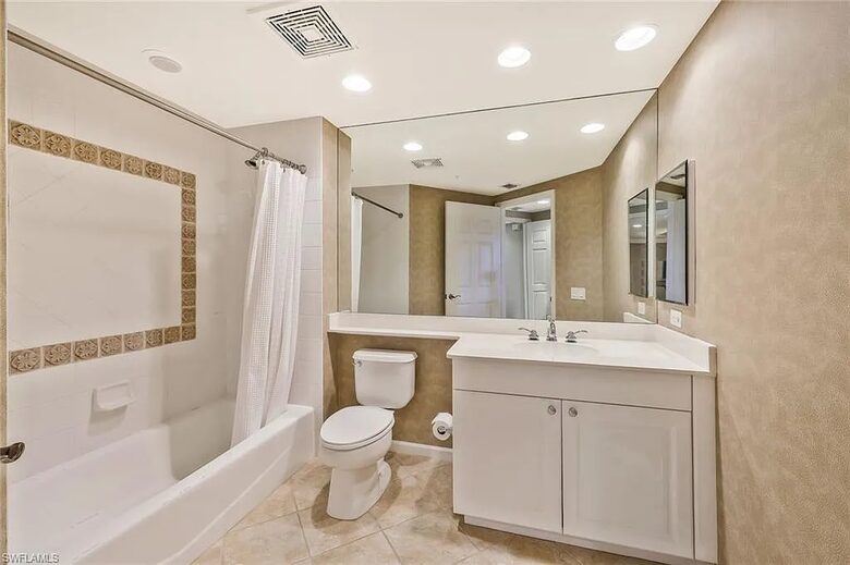 Exclusive Retreat at The Colony Golf & Bay Club - Estero, Florida