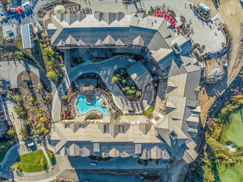 Ground-Level Condo in Park City’s Canyons Village with Panoramic Vistas - Park City, Utah