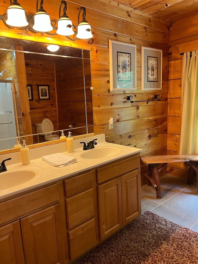 Elevated Views | Refined Massanutten Mountain Retreat - McGaheysville, Virginia