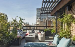Luxury Urban Retreat Steps from Passeig de Gracia - Barcelona, Spain