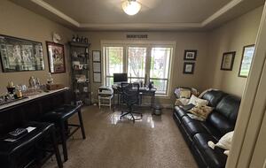 Spacious Idaho Getaway Minutes from Downtown Eagle - Eagle, Idaho