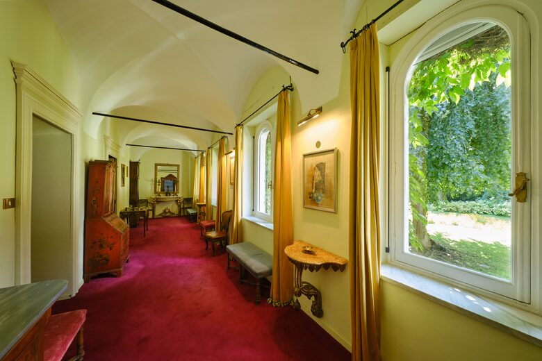 Refined Countryside Estate with Private Chapel - Boves, Italy