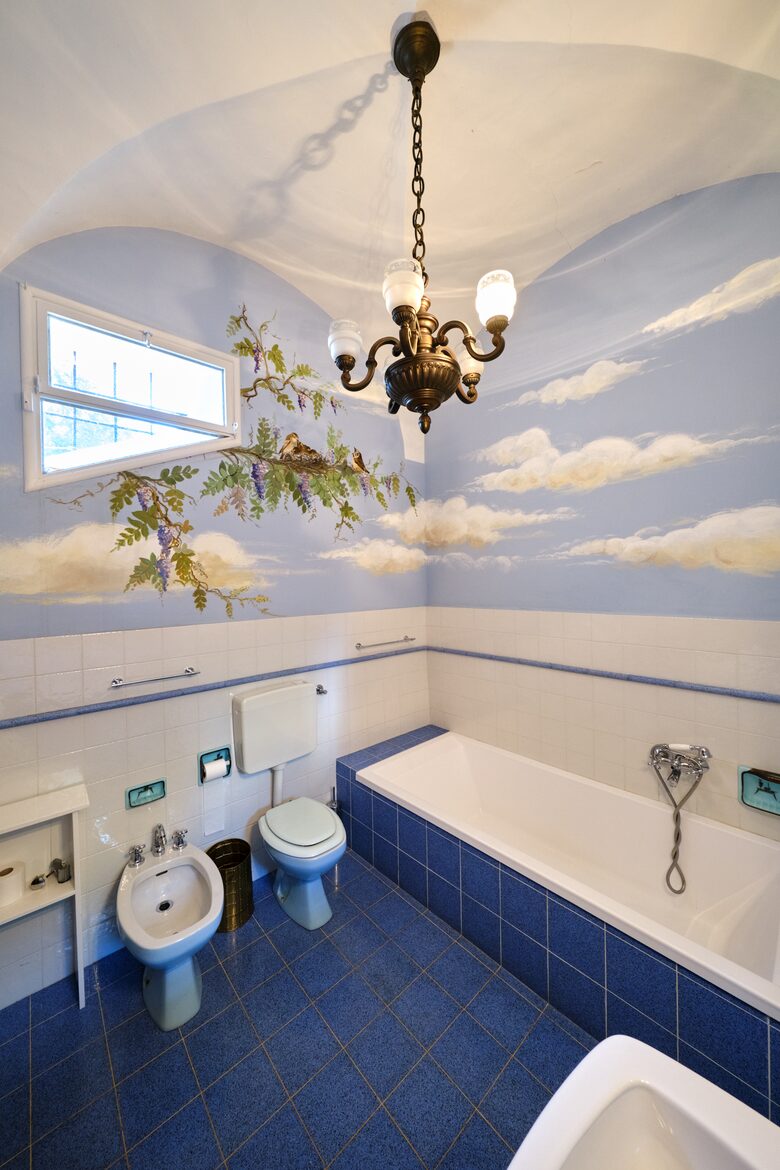 Refined Countryside Estate with Private Chapel - Boves, Italy