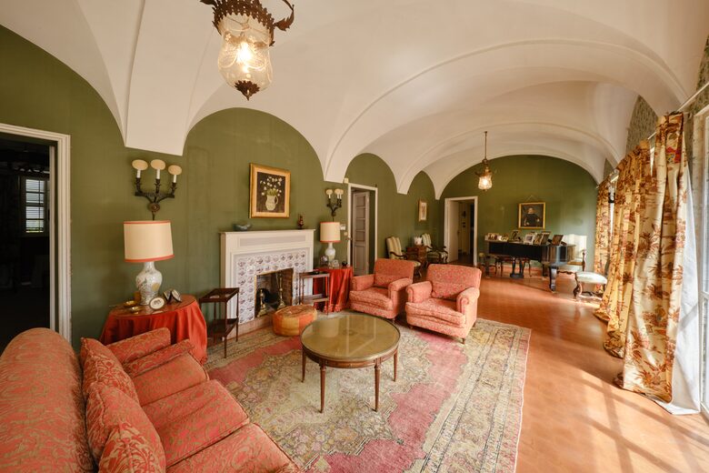 Refined Countryside Estate with Private Chapel - Boves, Italy
