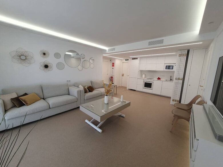 Charming Apartment on Marbella’s Golden Mile - Marbella, Spain