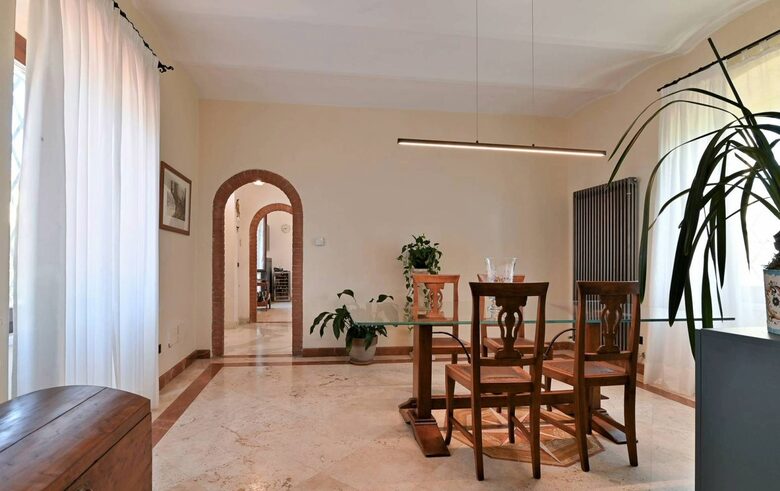 Refined Farmhouse with Private Gardens - Castelnuovo Magra, Italy