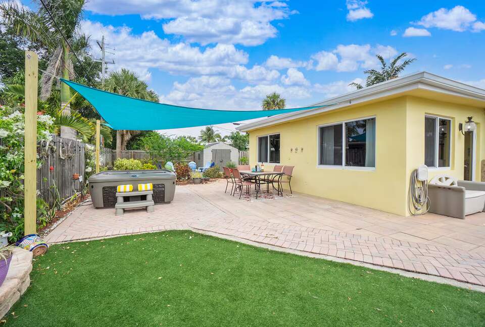 Bright Florida Getaway with Private Backyard Oasis - Pompano Beach, Florida