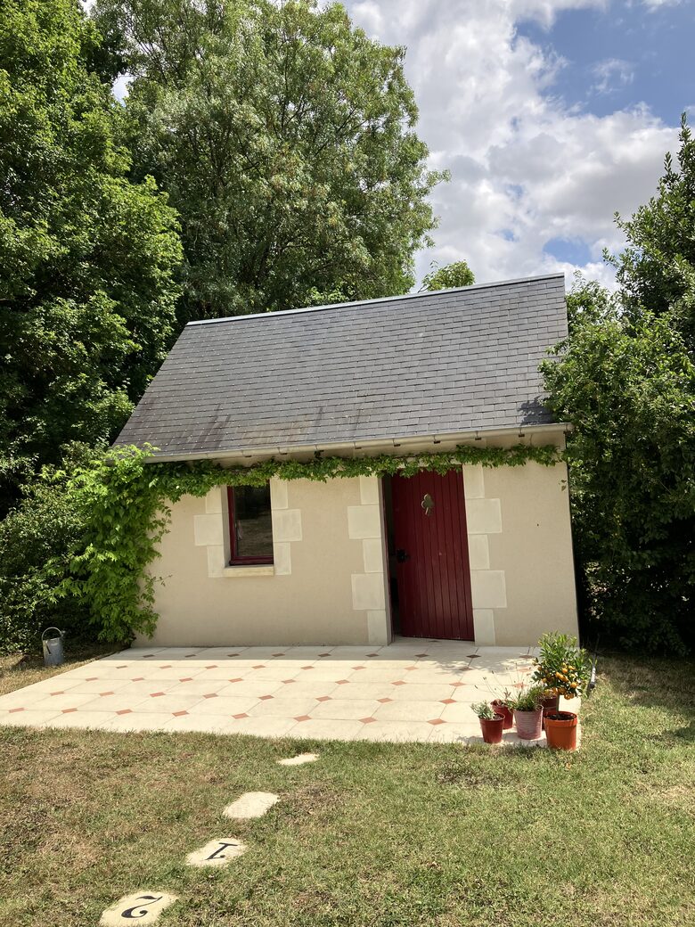 Pool house
