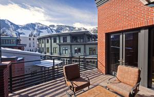 Quintess Collection - Silver Queen - Aspen, Colorado