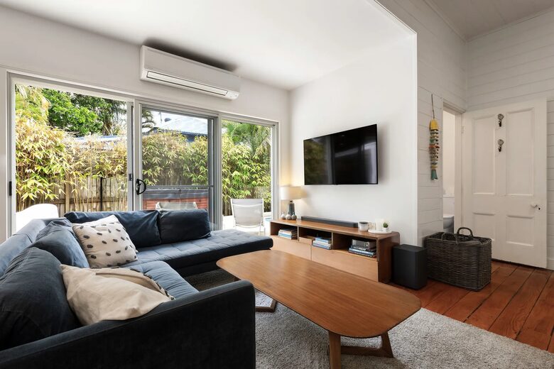 Aaloka Bay | Heritage Elegance Steps from Byron’s Beaches - Byron Bay, Australia