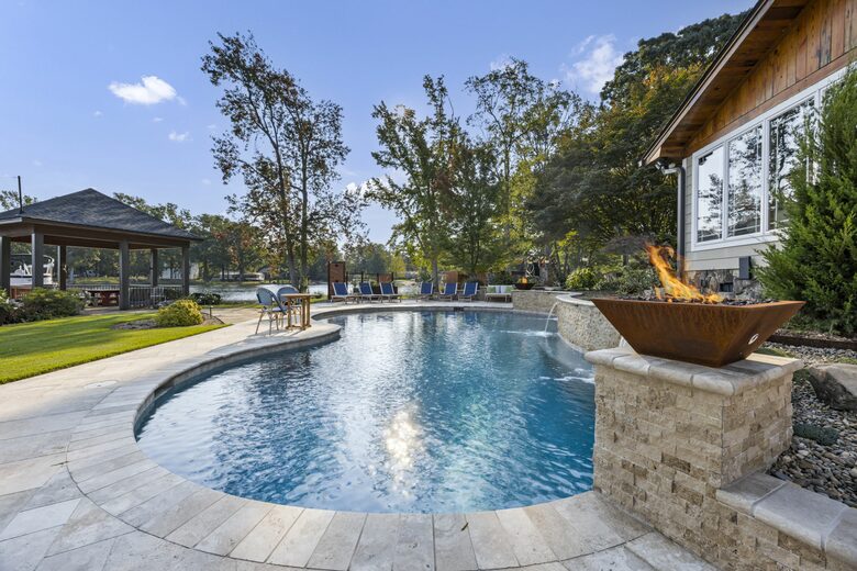 Lakefront Home on Lake Murray - Gilbert, South Carolina