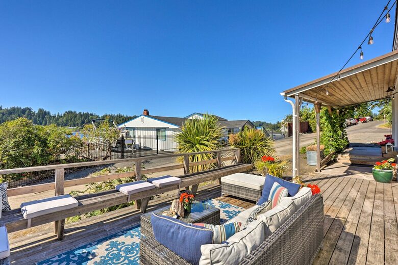 Historic Gig Harbor Waterfront Retreat with Private Beach - Gig Harbor, Washington