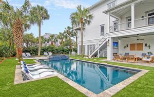 Elegant Isle of Palms Escape with Rooftop Deck - Isle of Palms, South Carolina