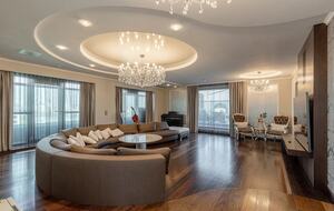 Sophisticated Lake-View Retreat in Bucharest - București, Romania