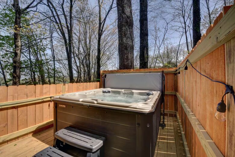 Sky Valley Mountain Retreat with Amenities - Sky Valley, Georgia