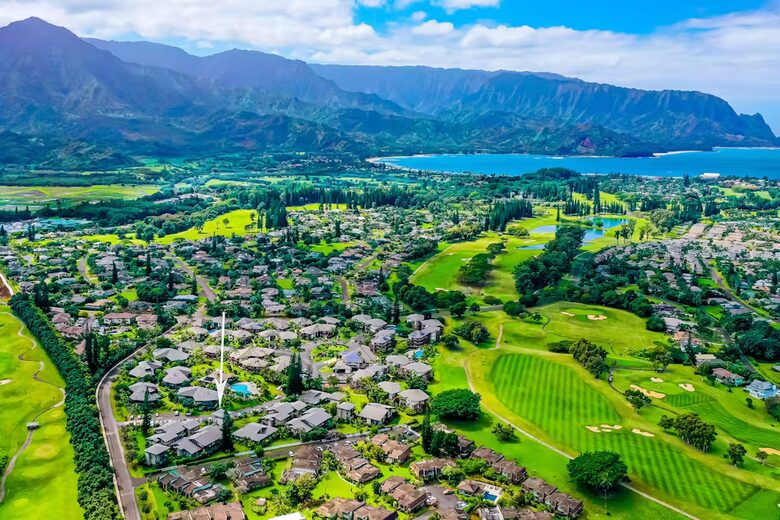 Ocean & Mountain View Retreat | Walk to Anini Beach - Princeville, Hawaii