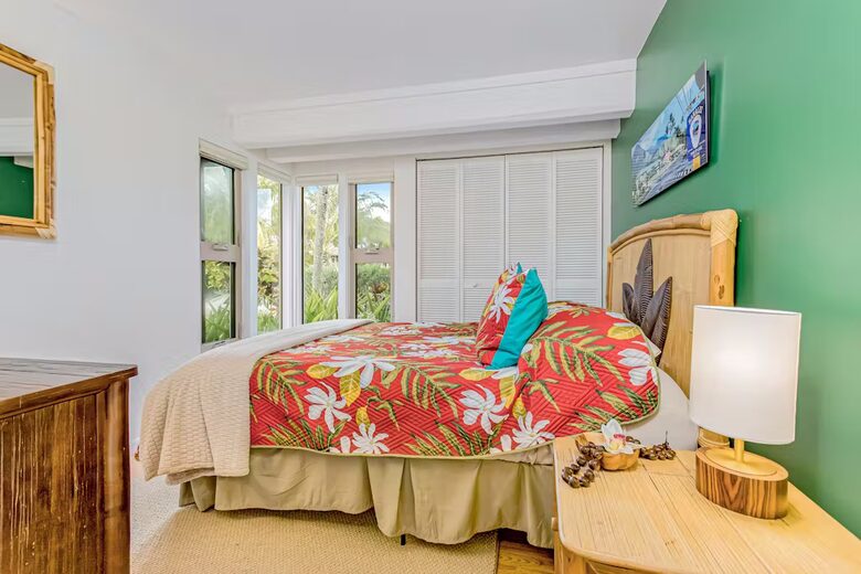 Ocean & Mountain View Retreat | Walk to Anini Beach - Princeville, Hawaii