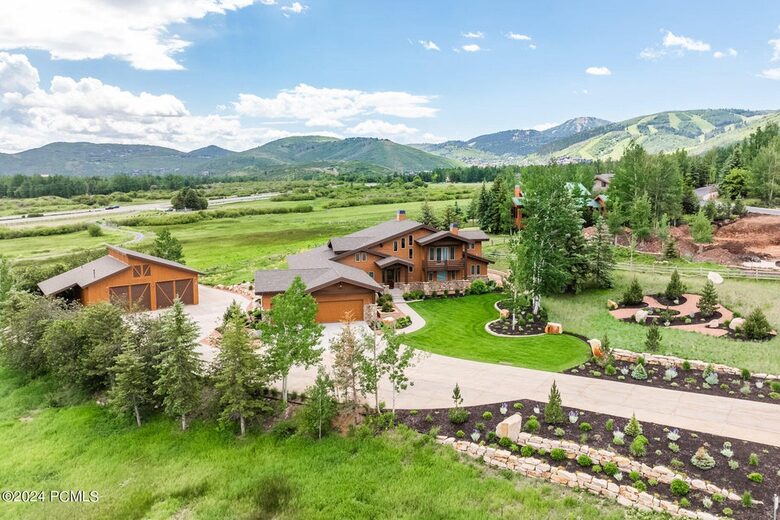 Alpine Grandeur | A World-Class Park City Estate - Park City, Utah