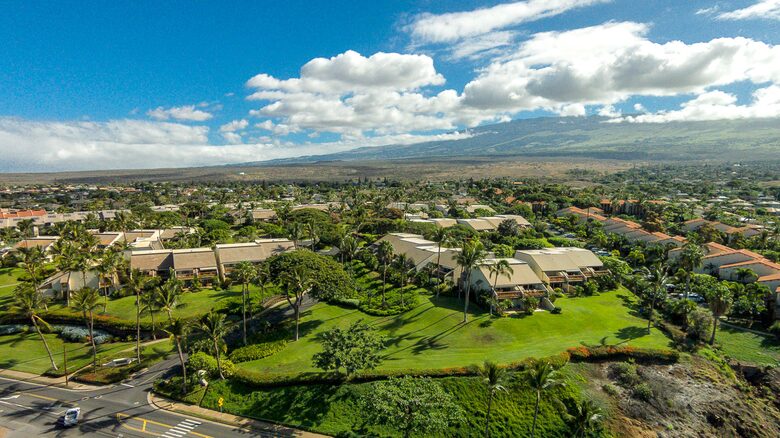 Island Living Steps from Kamaole Beach III - Kihei, Hawaii