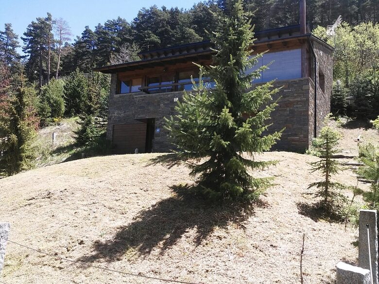 Refined Family Chalet in the Pyrenees - La Molina, Spain