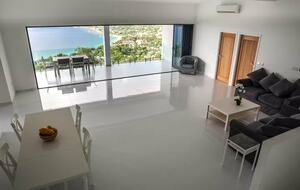 Ocean View Elegance: A Five-Bedroom Seychelles Masterpiece - Beau Vallon, Seychelles